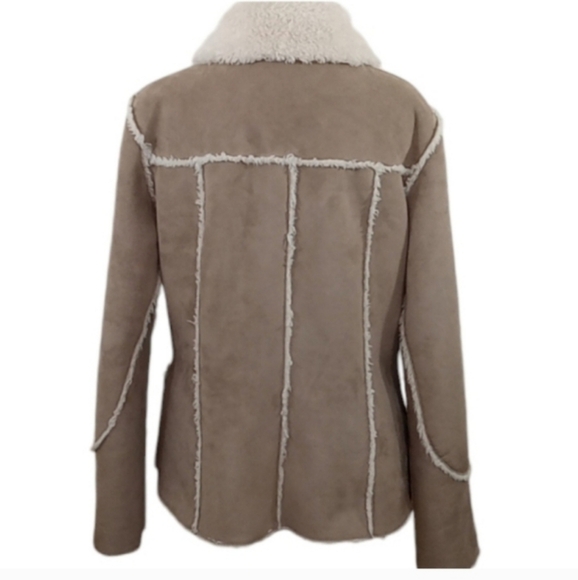 Big Chill Jacket Tan Faux Fur Shearling Raw Trim Button Front Pockets - Picture 6 of 13